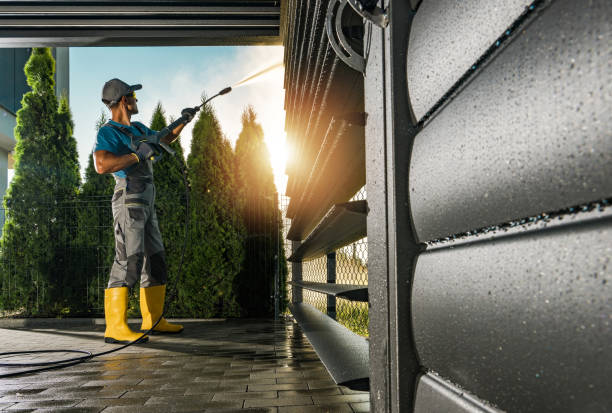 Trusted Comstock Northwest, MI Pressure Washing Services Experts